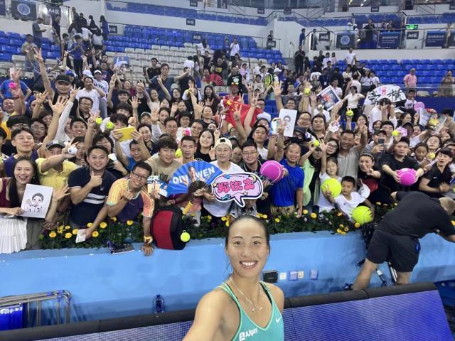 开云官网-张奔斗：广东球迷上大分，被郑钦文当场表扬了！