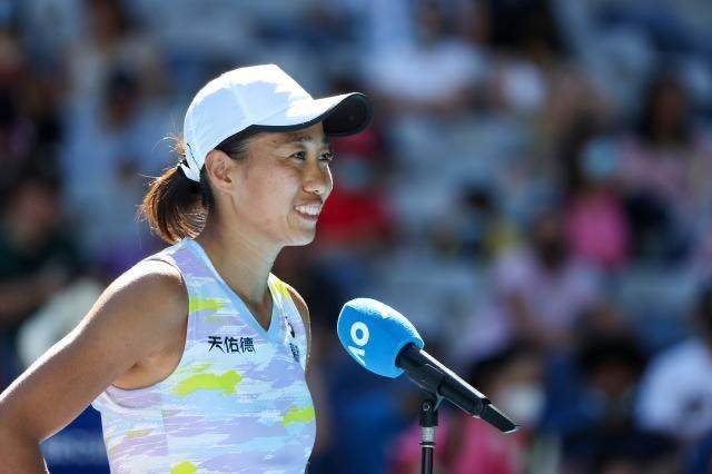 开云娱乐-张帅受困体能吃紧 但身兼三项是自己的选择