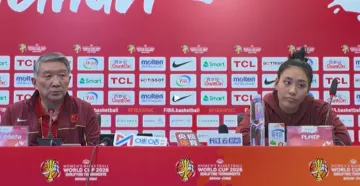 开云官网-宫鲁鸣：中国女篮的内线是世界级，但没有外线不会是强队